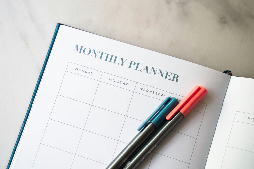 Planificador semanal para organizar el calendario de limpieza