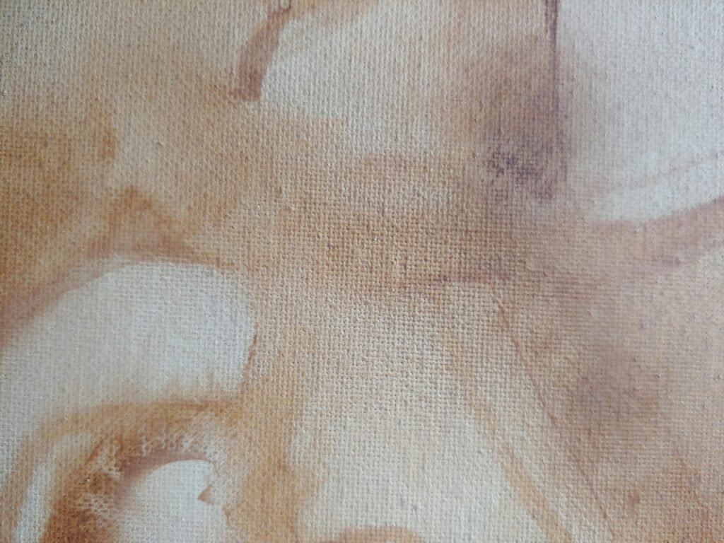 Tratamiento de manchas difíciles sobre tejido blanco