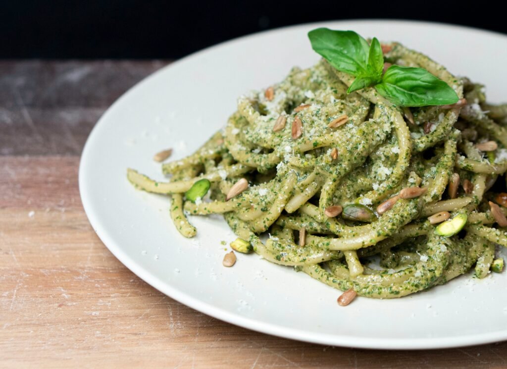 Pasta al pesto rápida y sabrosa