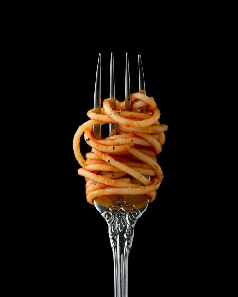 Pasta con tomate y albahaca, receta fácil y rápida