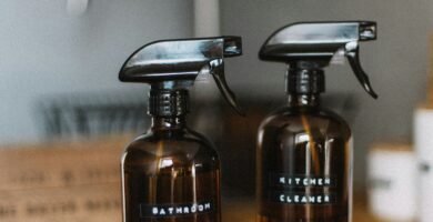 Productos de limpieza caseros y ecológicos hechos en casa