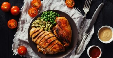 Plato rápido de pollo con guarnición